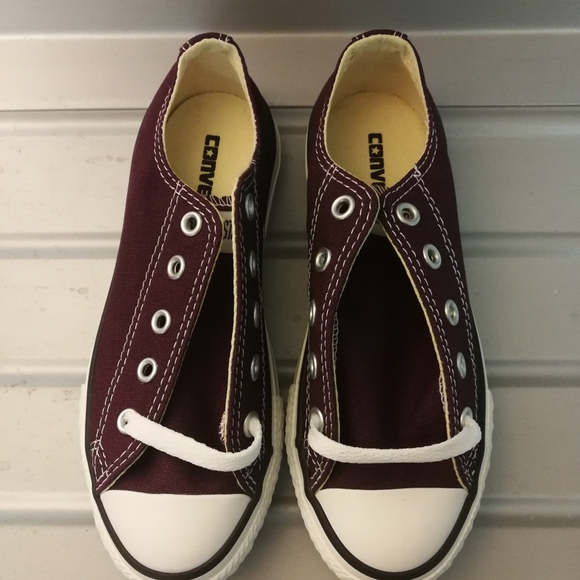 Converse Chuck Taylor Kids Grapewine Low Top - Picture 2 of 3